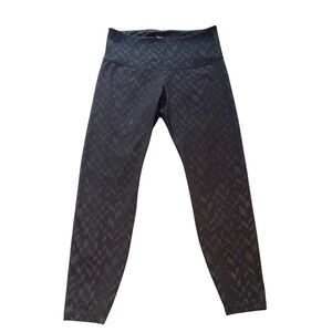 Old Navy Go Dry Black Patterned Leggings | Medium Petite